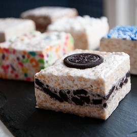 Marshmallow Crispy Treats - 5oz Sweet Treats - TIKTOK VIRAL - Flavor: “Worms in Dirt”