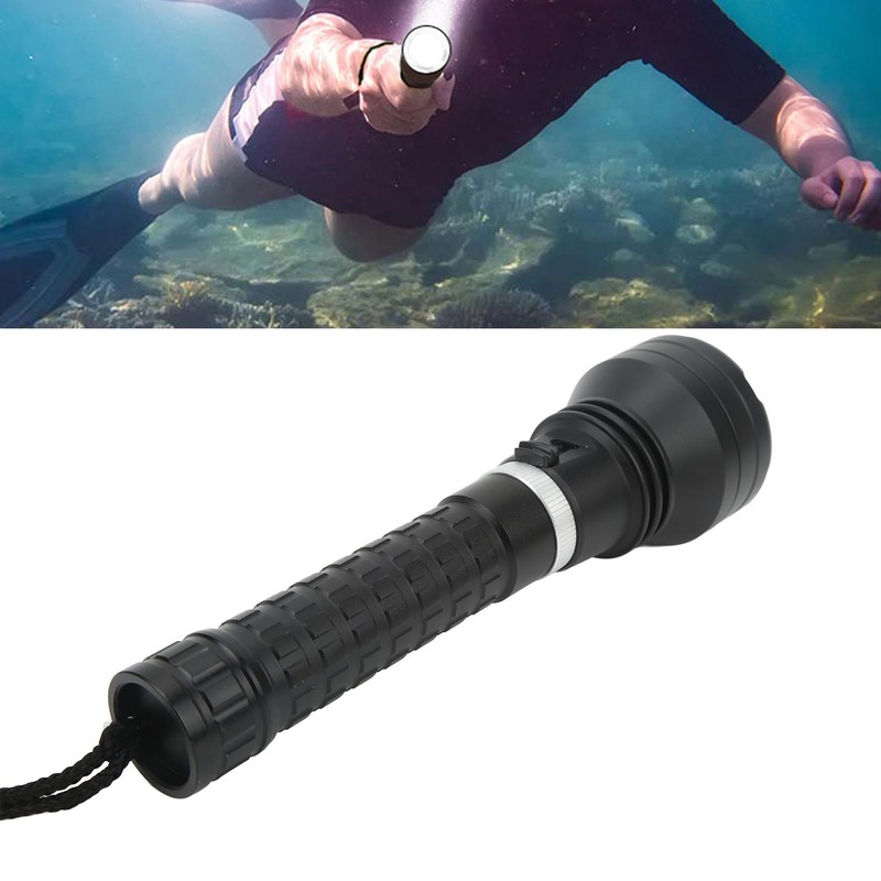 Underwater Flashlight High Brightness 1500 to 2000LM IPX8 Waterproof XHP70