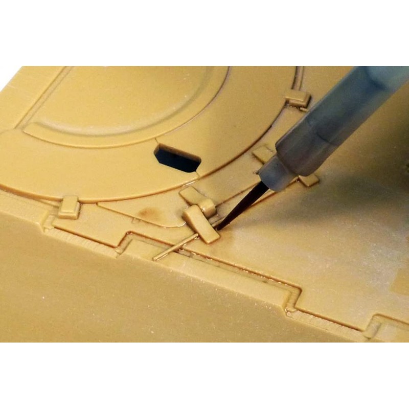 Tamiya 87199-000 Makeup Material Series No.199 Smile Filler Paint (Dark