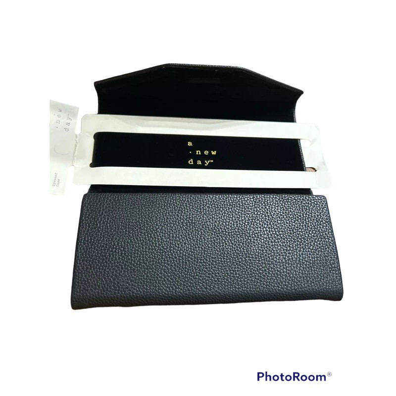 A New Day Eyewear Magnetic Collapsible Glasses Case Black