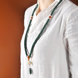 FAZOVIN Weathered Green Bodhi Seed 108 Beads Necklace for Women with Lotus, Tibetan Mala Beads Bracelet for Meditation and Prayer