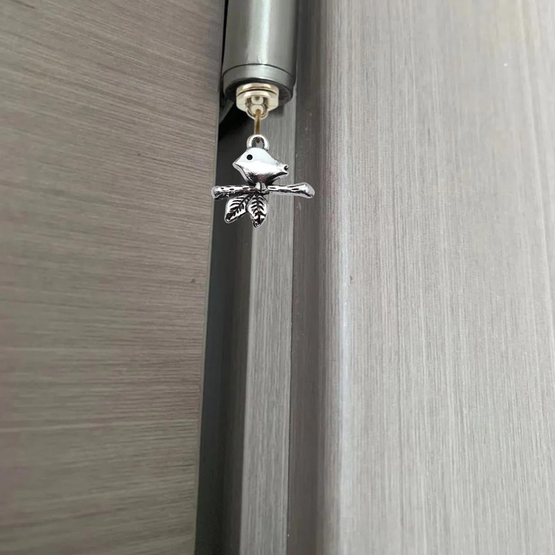 Silver Hinge Head Home Decoration Chicken,Magnetic Hinge Dropper Hanging,Magnetic Hinge