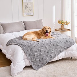 Qeils Jacquard Dog Blankets for Large Dogs, Cozy Calming Pet Blanket Washable for Couch Protection, 280GSM Coral Fleece Plush Fluffy Throw Blanket, Grey Paws, 50x60IN