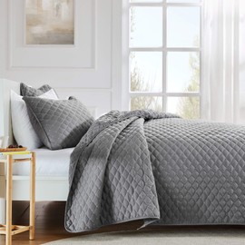 SLEEP ZONE 3-Piece Lightweight Reversible Quilt Set - Full/Queen Size - Soft Microfiber Coverlet Set for All Season (Grey Diamond Pattern), Full/Queen (90x96 inch | 2 Pillow Shams)