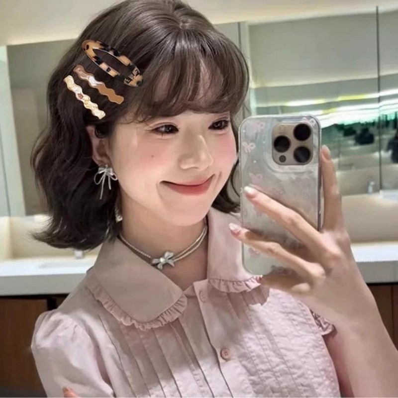 WENJESO Simple Acetate Hair Clip, For Sides/Bangs, Insta-Style, Cute Bebe