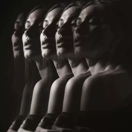 Jorixxy 77mm Linear Glass Prism SLR Photography Accessories Special Effects Handheld Filters, Camera Phones are Applicable