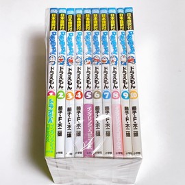 Doraemon (Shogakukan English Comics) (2006) ISBN: 4092270216 [Japanese Import]