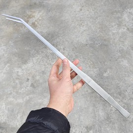 Extra Long 18.7 Inch Stainless Steel Tweezers Feeding Tongs (Longer than Arms, Curved) for Terrarium