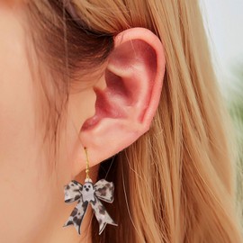 Halloween Colorful Ghost Bow Dangle Earrings for Women Big White Black Bowknot Leopard Print Dangle Drop Earring Gothic Acrylic Cute Bowknot Earring Halloween Party Trendy Jewelry Gift for Women (Bow_Leopard)