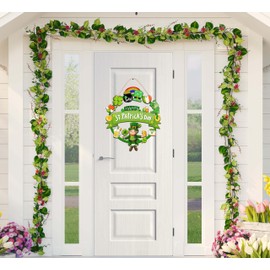 St. Patrick's Day Decorations Wooden St. Patrick's Door Wreath for Front Door Welcome Sign, Cute Happy St. Patrick's Day Decor Hanging Sign Outdoor Indoor Shamrock Clover Spring Wall Home Decor