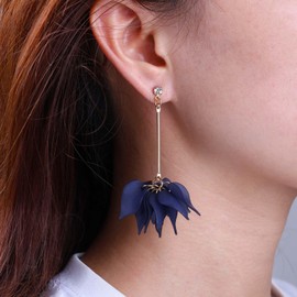 Cybche Boho Acrylic Green Flower Earrings Flower Petal Dangle Earrings Gold Tiny Crystal Stud Earrings Green Resin Flower Drop Earrings Graduated Flower Statement Earrings Jewellery for Women, Zinc,