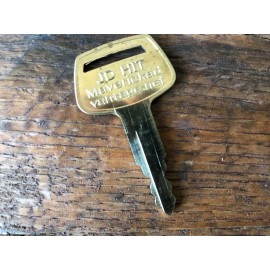 Maverick 1 key fitsJD HIT AT194969 John Deere Excav AT147803 Case Hitachi New HollandH800