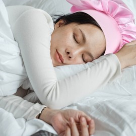 MELTU 1 Pack Hair Bonnet for Sleeping, Satin Bonnet with Wide Elastic Band, Silk Hair Wrap for Sleeping, Soft Sleep Cap (Pink)