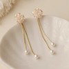 Pearl Flower Earrings for Women Dainty Flower Stud Earrings for