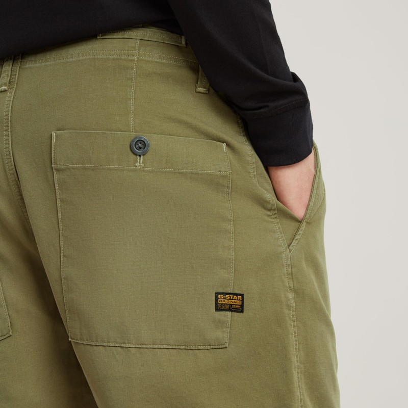 Pleated chino short