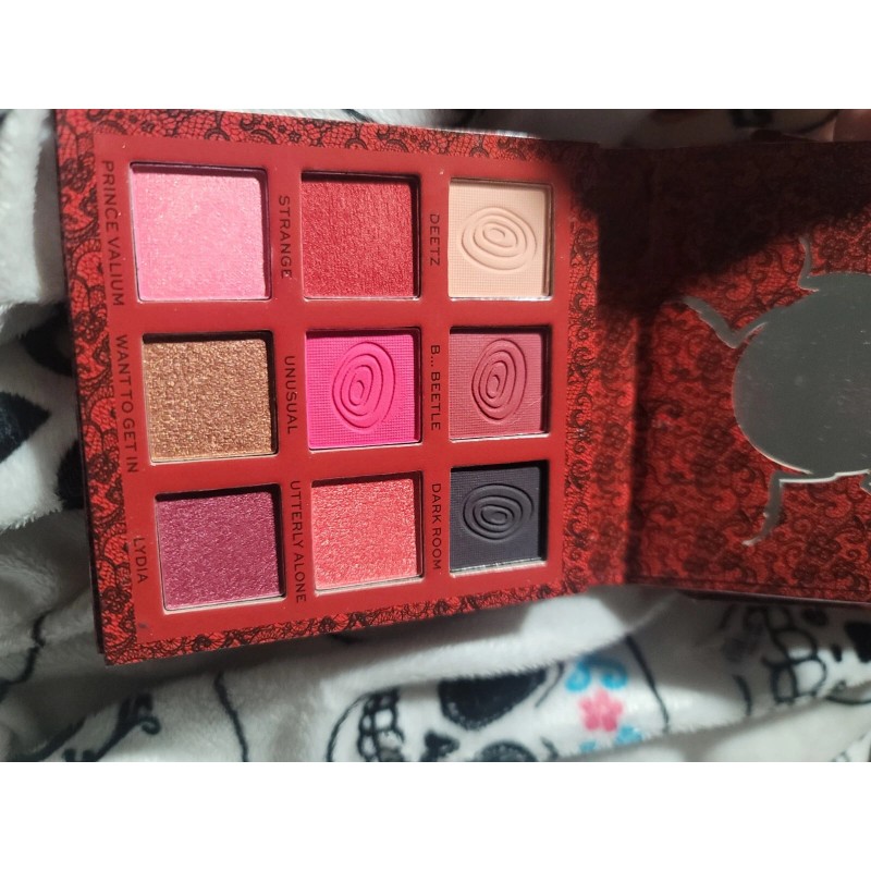 Beetlejuice I Myself Am Strange & Unusual Shadow Palette Makeup