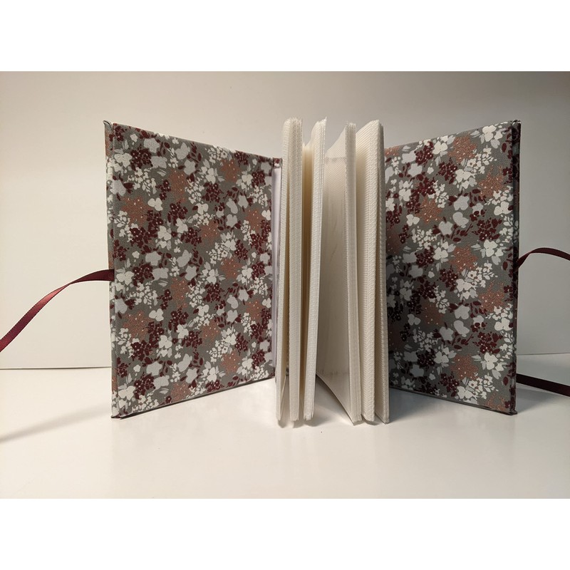 Flower Photo Album - Holds 100 4x6 Photos -Handmade