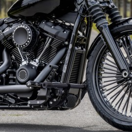 Bravema Motorcycle Highway Footpegs Engine Guard Crash Bar Support Portection Fit for Harley Softail Street Bob Low Rider 2018-2023