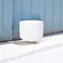 CALM CLANG 7inch White E Note Solar Plexus Quartz Crystal Singing Bowl with Rubber Mallet for Meditation Healing Yoga Sound Bath