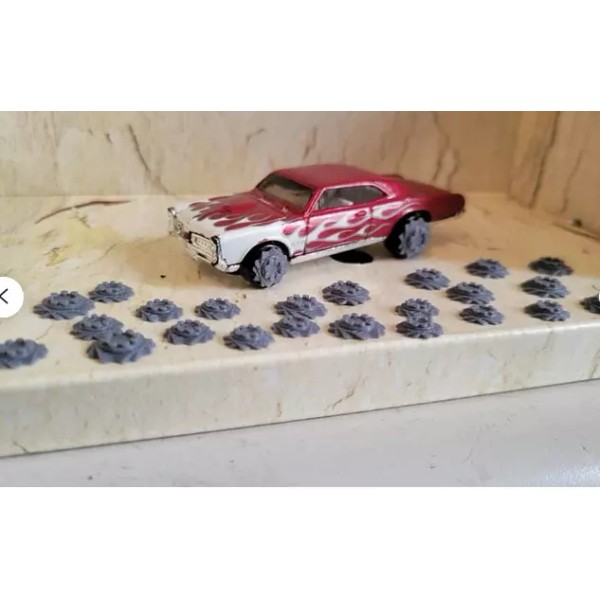 Hot Wheels Gasland, MadMax, 6 sets of Wheel Saw Covers