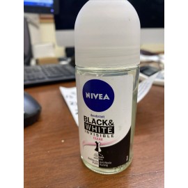 NIVEA 3-Pack - Nivea - Black & White Invisible Clear - Roll-On Deodorant - 50ml (each)
