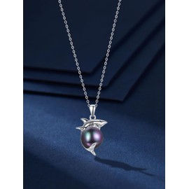 Shark Necklace for Women Sterling Silver Cute Black Pearl Necklace Ocean Hawaiian Beach Peandat Shark Gifts
