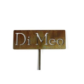 Classic Metal Garden Markers Clearance Items 20 to 33 Inches Tall (Di Meo, Naturally Rusted)