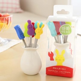 Fruit Forks Dessert Forks Salad Forks Food Picks Repeated Use of Decorate Cute Creative 6 Different Stainless Steel Fruit Forks and 1 Ceramics Holder(katongguocha)