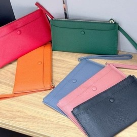 실용적인 슬림하고 추천 여성 패션 꾸안꾸 장지갑 카 (WFJ9G6A) Practical Slim Recommended Women's Fashion Semi-Casual Long Wallet (WFJ9G6A)