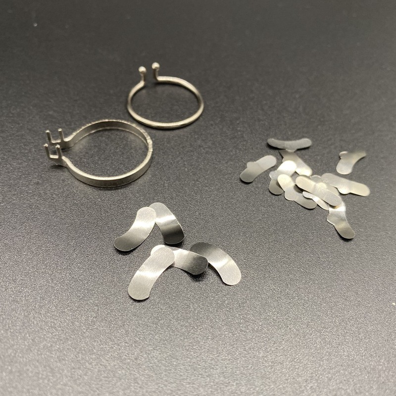 100 piezas dentales de 35 μm de metal contorneado seccional