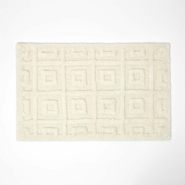 HOMESCAPES Natural Cotton Blend Bath Mat with Geometric Square Tile Design Super Absorbent Tufted Bathmat, 50 x 80 cm