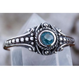 Windalf Vintage Women's Silver Ring Amara 8 mm Viking Jewellery Ring Topaz Crystal Ring 925 Sterling Silver, Fabric, Cubic Zirconia
