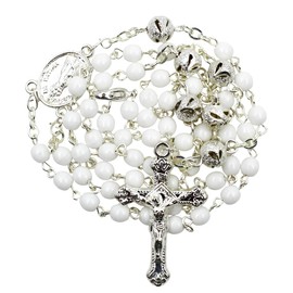 FARPortugal Portuguese White Glass Bead Rosary with Silver Crucifix and Fatima Medal - 4mm Beads, Decorative Silver Elements, Includes Heart-Shaped Case