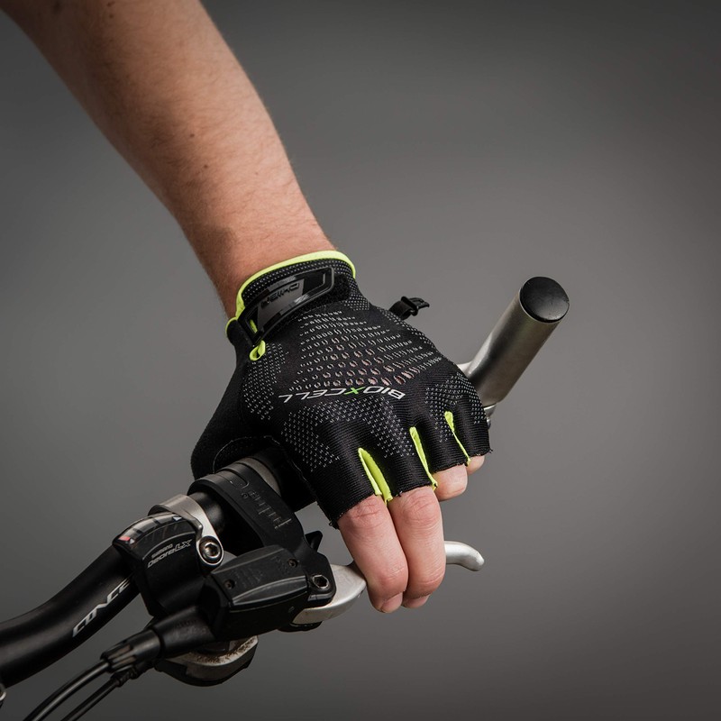 Chiba Bioxcell Super Fly Gloves, Black/Neon Yellow, Medium