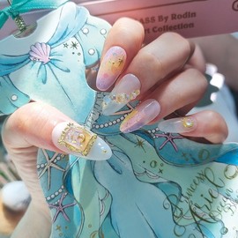 Mermaid's Dream Aurora Unique Emotional Nail - Almond / 머메이드의 꿈 오로라 유니크 감성 네일 - 아몬드