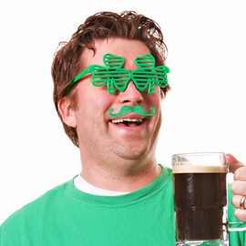 EnjoIt 22 Pcs St. Patrick's Day Set Shamrock Clover Green Bead Necklace Glasses Bracelet - Party Favors Decorations Supplies, 5 Types C2309