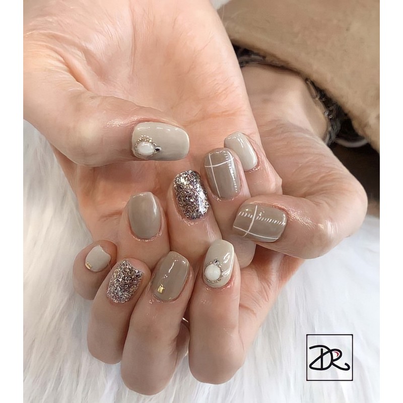 [Handmade nail tip] Nude tone pearl check nails / [수제네일팁]