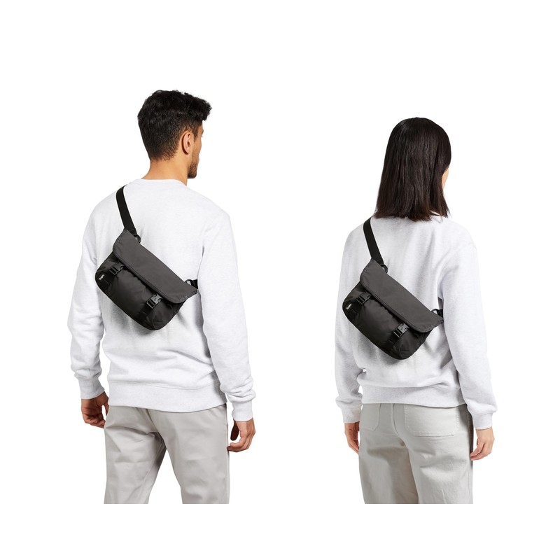 Bellroy Cinch Mini Messenger (6 liter lightweight, compact shoulder bag,