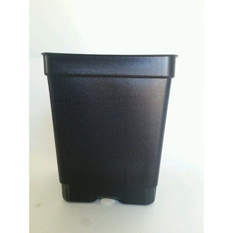 Landmark Quart 4.25" SQUARE DEEP PLASTIC NURSERY POTS - SET