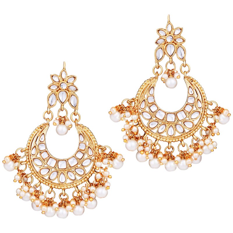 Aheli Faux Kundan y Pearl Wedding Party Pendientes con Maang