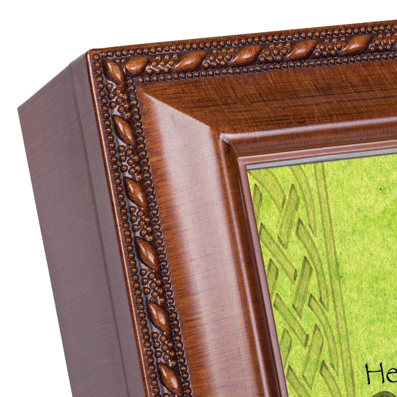 Cottage Garden St Patrick Plucked a Shamrock Woodgrain Rope Trim