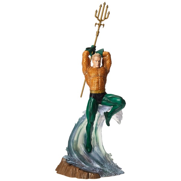 DIAMOND SELECT TOYS Dc Gallery: Aquaman PVC Figure Statue, Multi-Color, (JUN182319), 9 inches