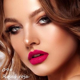 Labial Mate Profesional No Transfiere, Fórmula Vegana Cruelty Free con 12 Horas de Hidratación y Alta Pigmentación, Acabado Mate Sedoso que No Reseca, Ideal para Bodas y Uso Diario (Rosas roja)