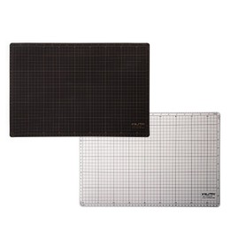 WUTA Self Healing Sewing Mat, PVC Cutting Mat A3 Double Sided Cutting Board for Sewing, Craft, Quilting, Fabric, Scrapbooking Project (12 x18 inch)