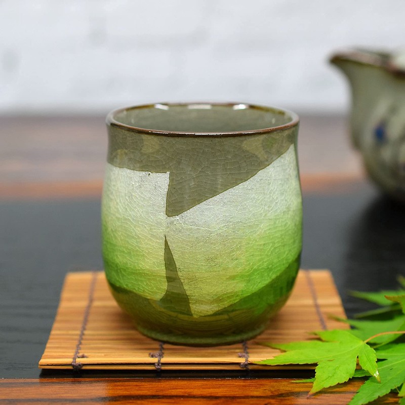 Kutani Ware Yunomi Ginai (Green), Ceramic, Japanese Tableware, Tea Bowl,