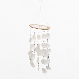 VIE Naturals Windchime 45 cm Hanging Height, White Capiz Shells with Black Beads, Various, One