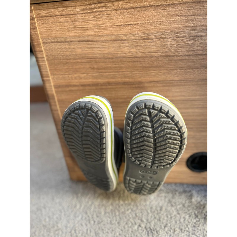 Universal Shoe Holder for Campers & Motorhomes (Black)