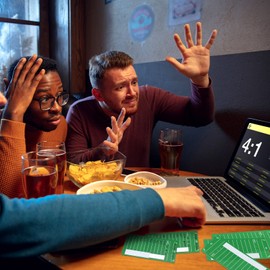 Junkin 160 Pieces 10 Line Strip Cards for Gambling Football Sports Strip Cards Pool Cards Cardstock Scratch Cards Pull Tabs Gambling Tickets for Soccer Box Game Betting (Green)