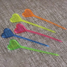 100 Pcs Multicolor Plastic Fruit Picks Toothpicks Heart Cocktail Appetizer Picks Finger Food Sticks Sandwich Drink Picks Cocktail Party Decorations Tools