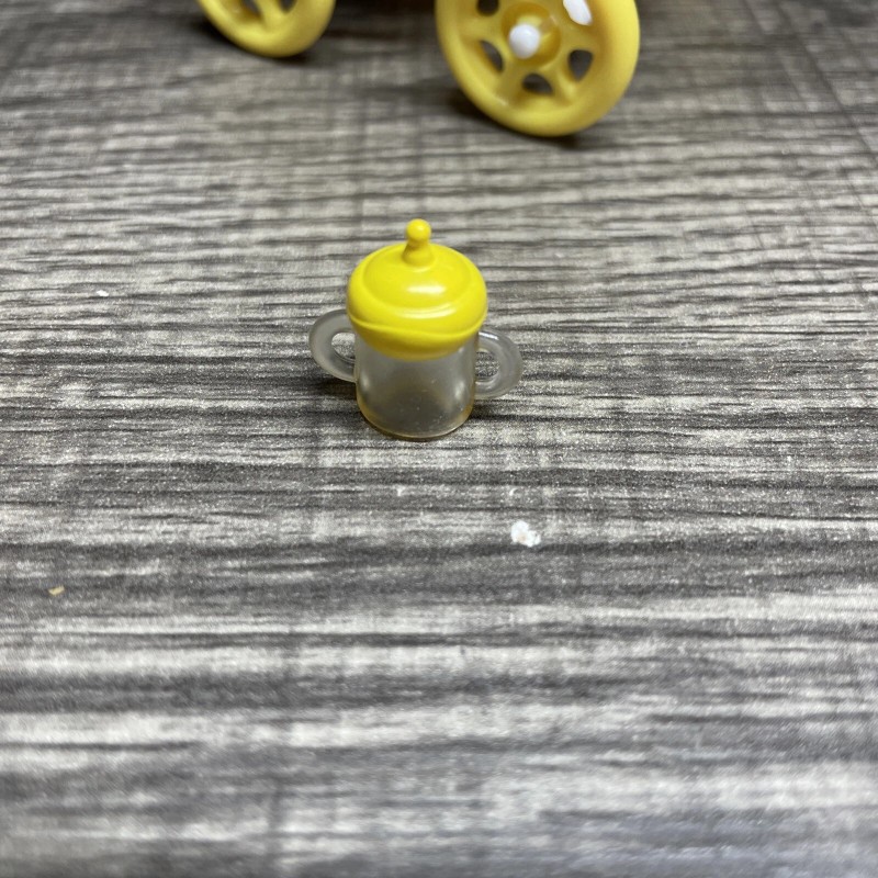 ZURU 5 SURPRISE MY MINI BABY YELLOW STROLLER, BABY, DIAPER,